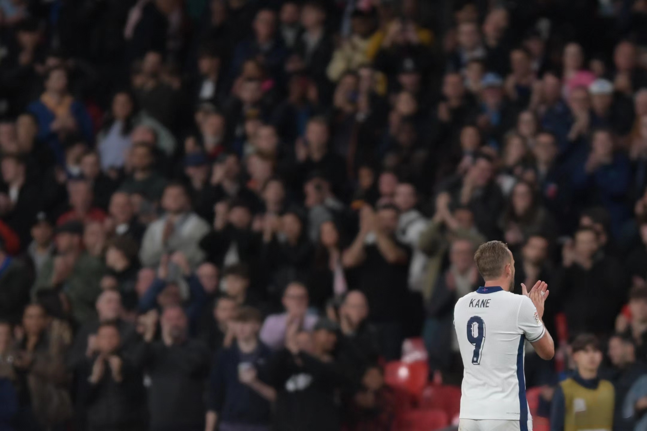 乐竟体育官网-欧洲球队联盟大赛为荣耀而战  第1张